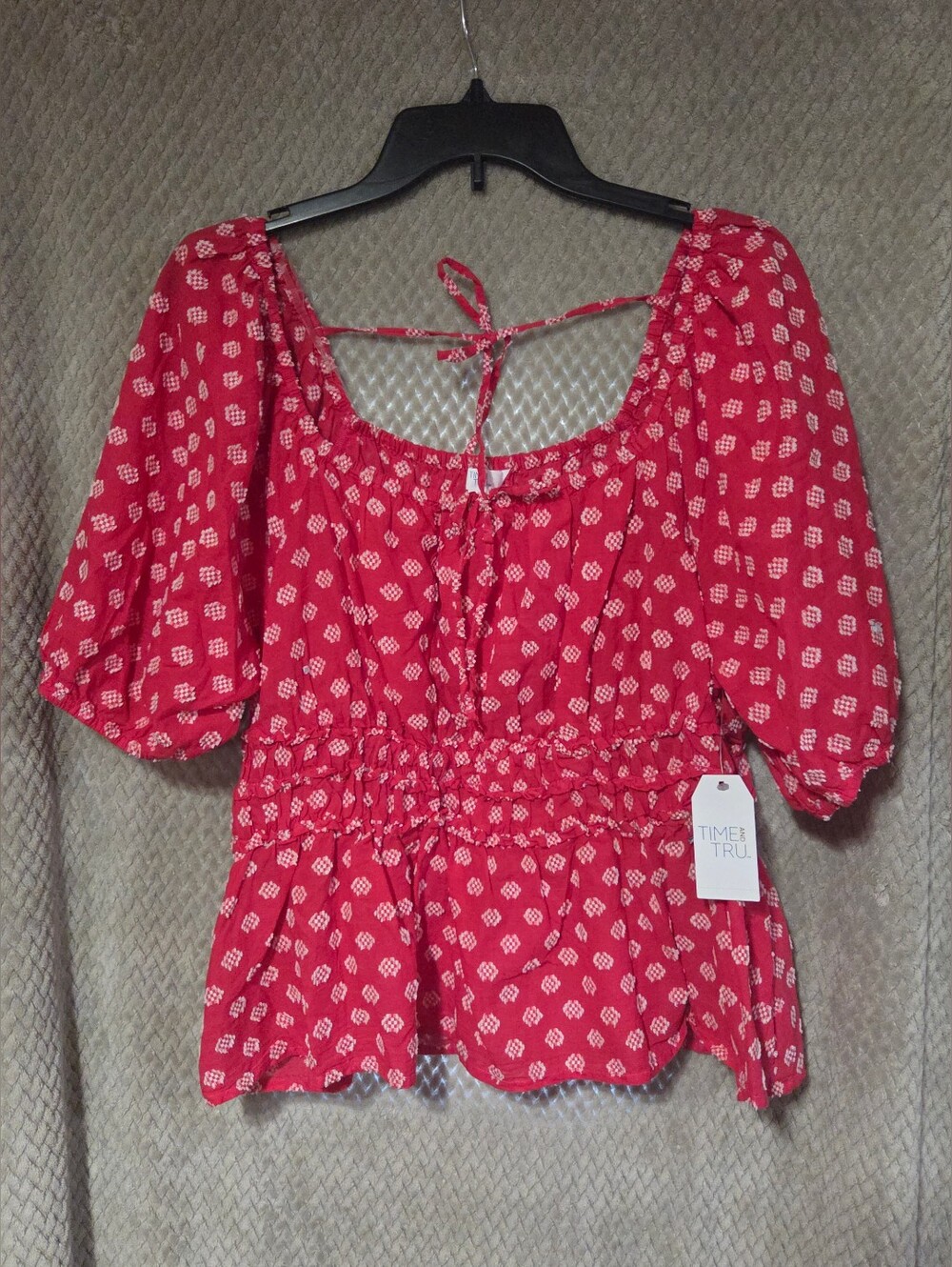 Time & Tru Red/white Top Size XL